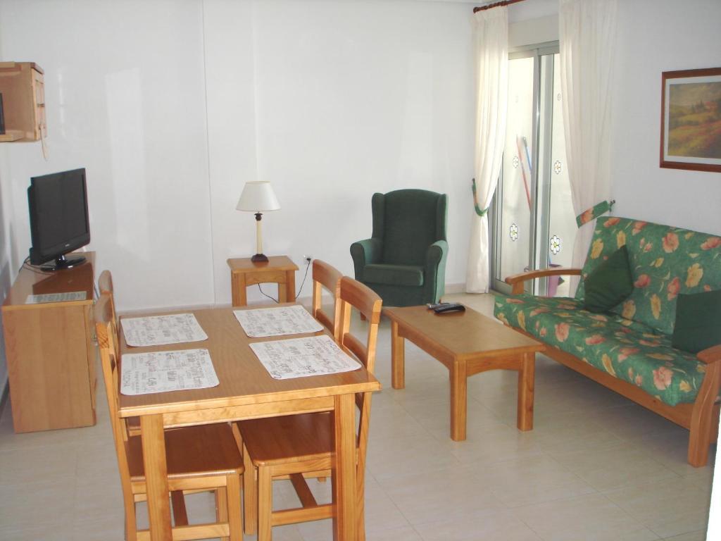 Reception La Rotonda Aparthotel أوريويلا الغرفة الصورة