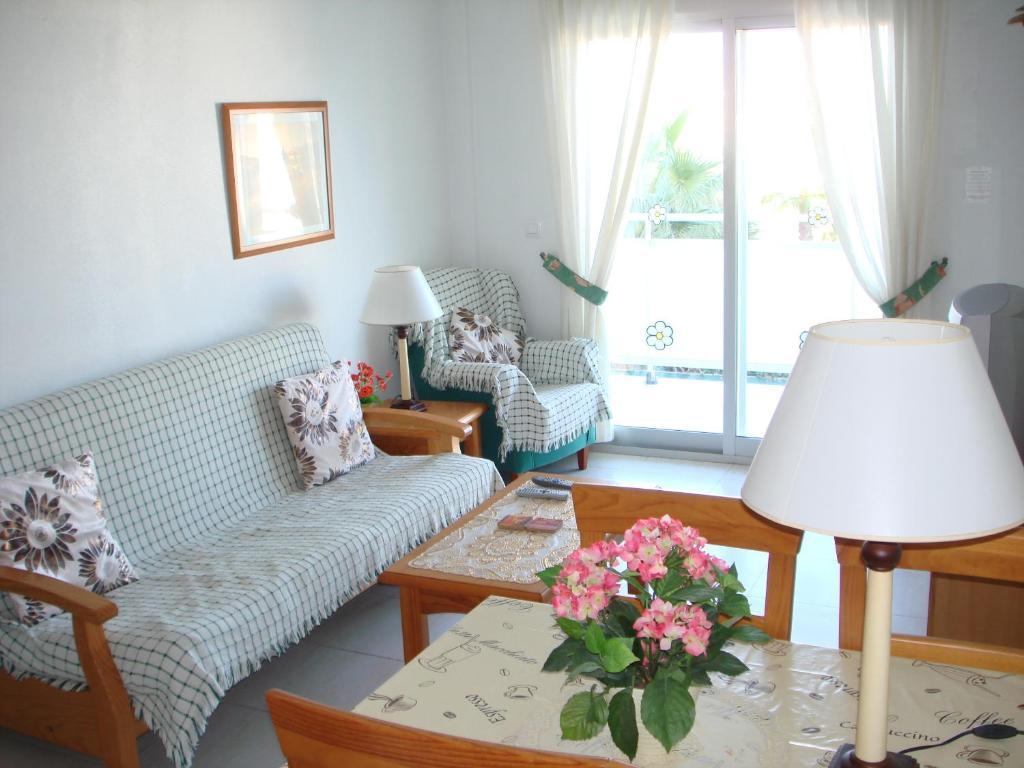 Reception La Rotonda Aparthotel أوريويلا الغرفة الصورة