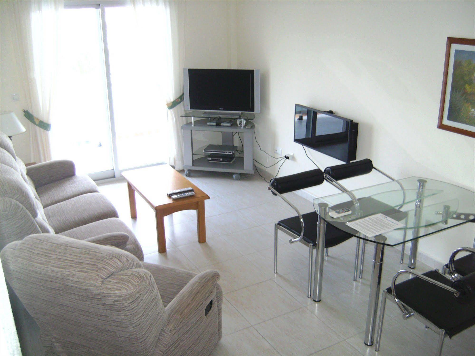 Reception La Rotonda Aparthotel أوريويلا المظهر الخارجي الصورة
